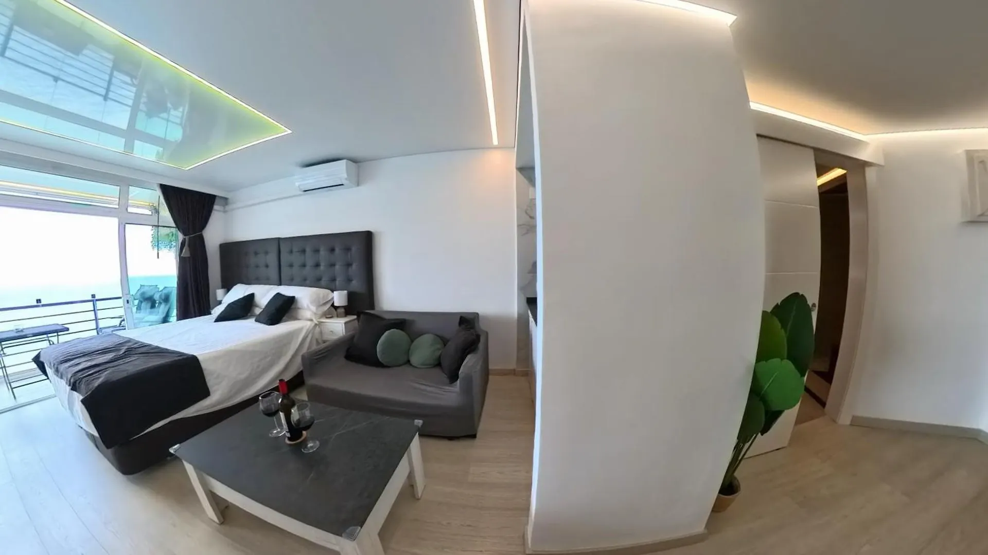 Time To Relax Apartamentos Torremolinos 0*,